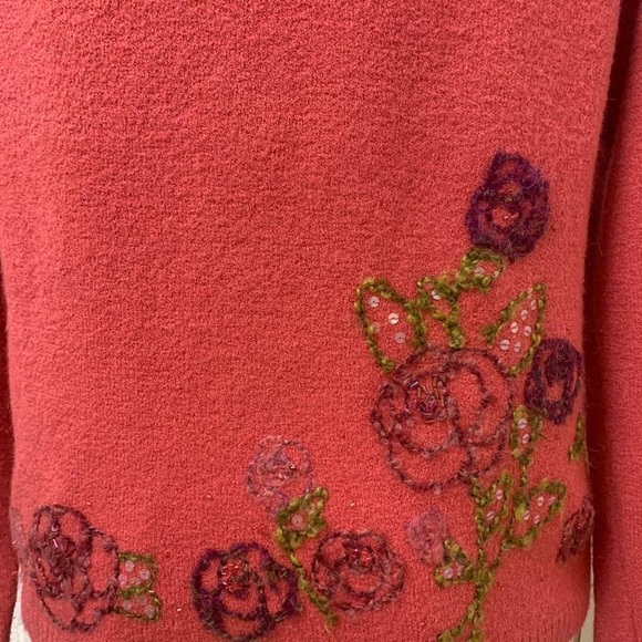 Vintage 2002 Susan Bristol red embroidered sweater long sleeve size M - Picture 9 of 13